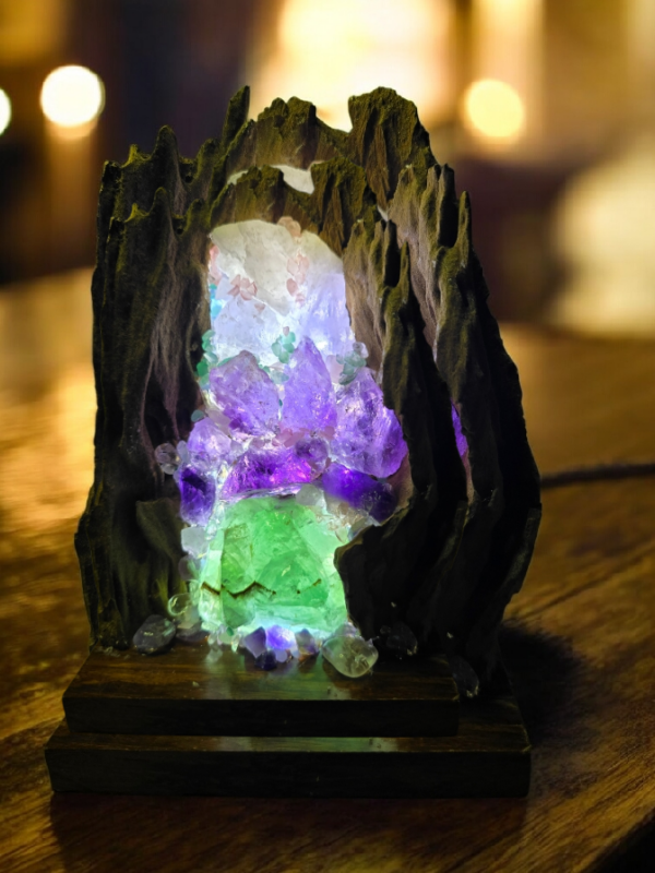 image68.png Amethyst Rose & Green Calcite